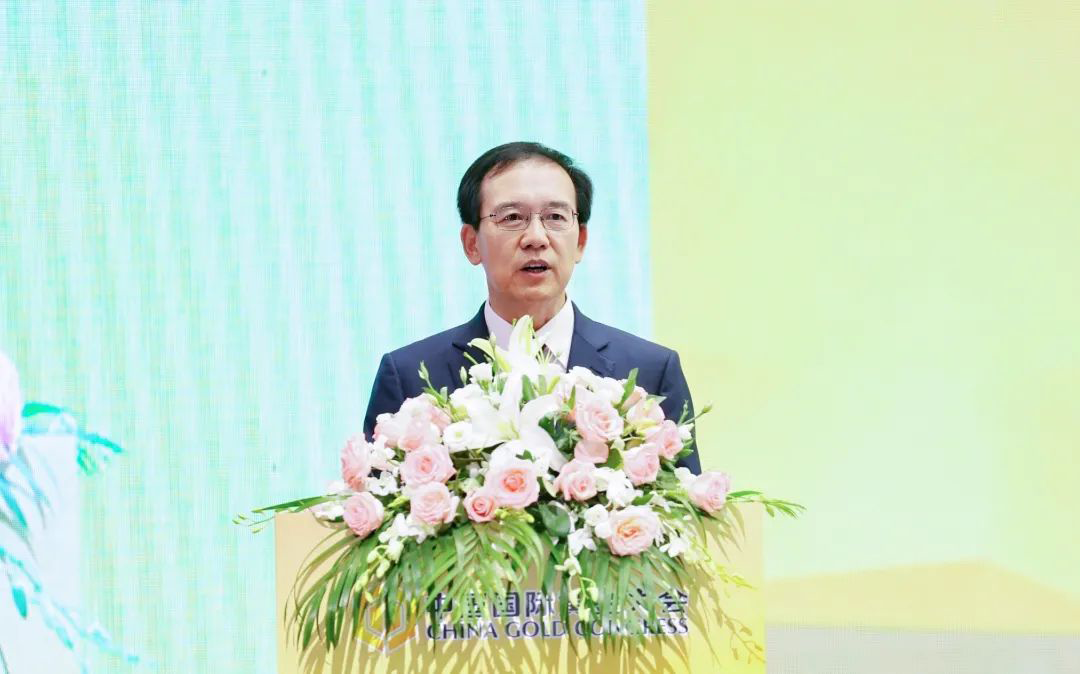 1722236332.png 中國黃金協會會長單位代表、中國黃金集團有限公司黨委副書記、總經理殷長波.png